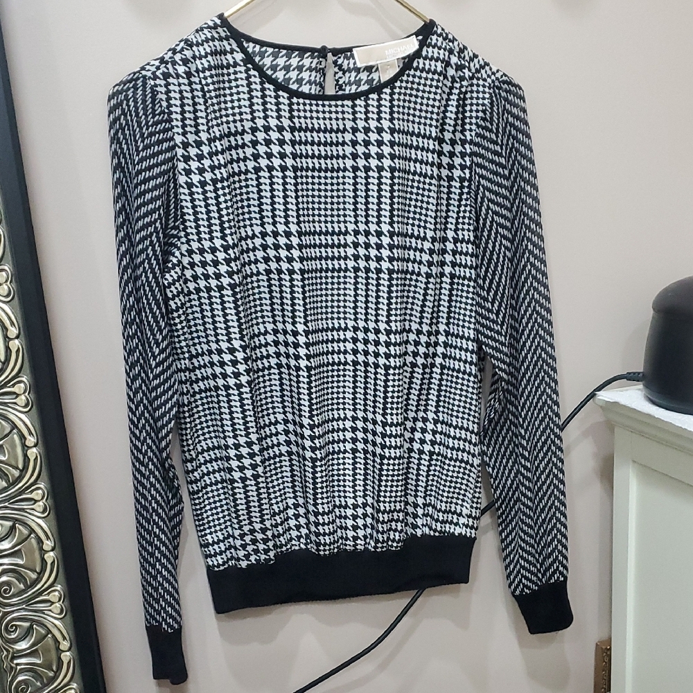 Michael Kors Monochrome Houndstooth Top